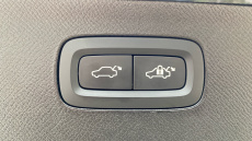 Volvo XC90 2.0 B6P Ultimate Dark 5dr AWD Geartronic Petrol Estate